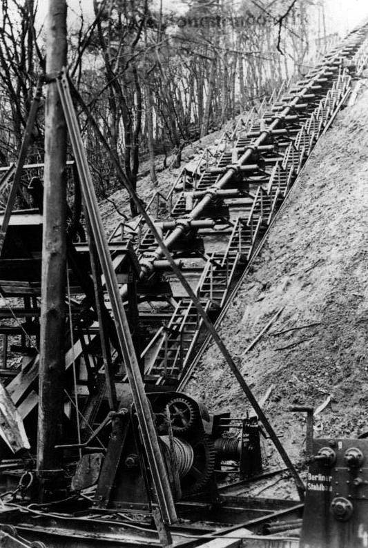 Прототип «Фау-3» предположительно на испытательном полигоне на острове Волин вблизи Мендзыздрое, 1942 год